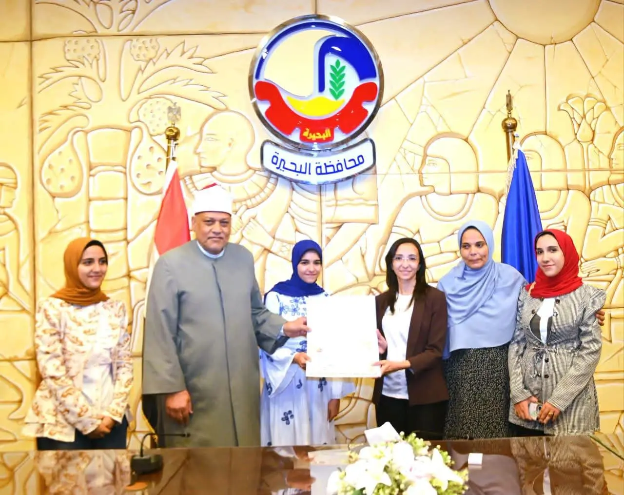 محافظ البحيرة تكرّم أوائل الإعدادية الأزهرية دعماً لمسيرة التفوق والنجاح