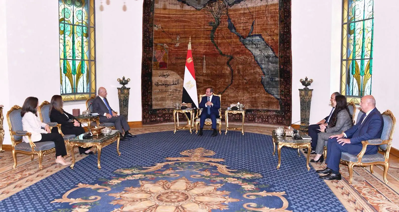 الرئيس السيسي: مصر تستضيف أكثر من 10.5 مليون أجنبي ومهاجر ولاجئ
