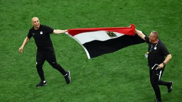 واصل منتخب مصر الأول لكرة القدم كتابة صفحة جديدة من المجد في تاريخه ببطولة كأس العالم 2026، بعدما حقق فوزًا ثمينًا ومستحقًا على نظيره منتخب نيوزيلندا بنتيجة ثلاثة أهداف مقابل هدف، في المباراة التي جمعت بينهما ضمن منافسات الجولة الثانية من دور المجموعات بالمونديال.