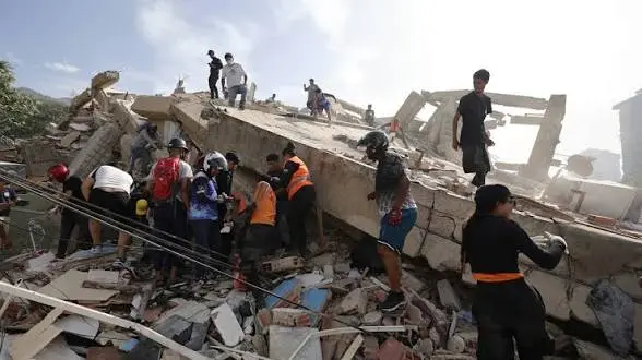 ارتفاع حصيلة ضحايا زلزال فنزويلا إلى 1430 قتيلًا