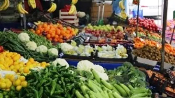 أسعار الخضروات تسجل مفاجأة جديدة بتراجع الطماطم والبصل