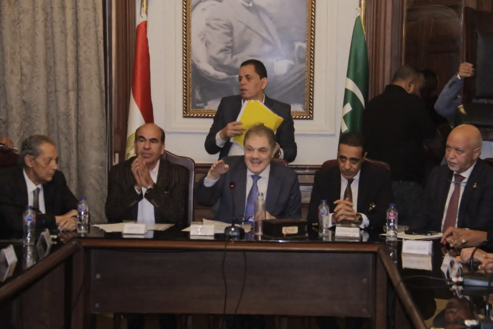 رئيس الوفد: السنوات الماضية شهدت فراغًا تنظيميًا وإغلاقًا للمقرات.. ولن نسمح بتكرار ذلك - 1000709425