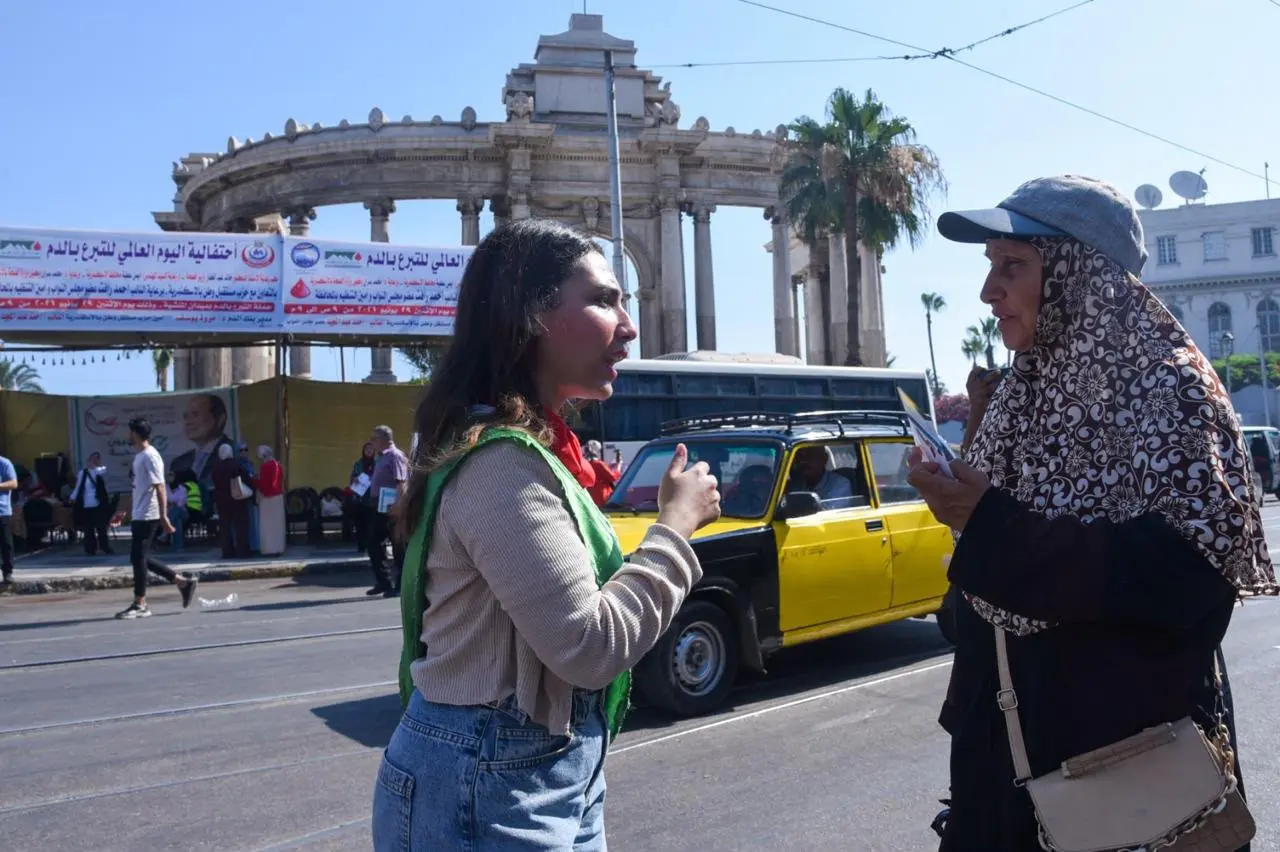 شهد المهندس أيمن عطية، محافظ الإسكندرية، انطلاق فعاليات الحملة القومية للتبرع بالدم بالمحافظة، التي تنظمها وزارة الصحة والسكان على مستوى جميع محافظات الجمهورية، تزامنًا مع الاحتفال باليوم العالمي للتبرع بالدم