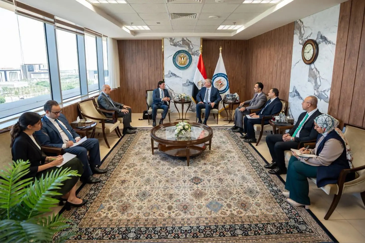 وزير البترول يبحث مع دانة غاز الإماراتية خطط التوسع وزيادة إنتاج الغاز في مصر