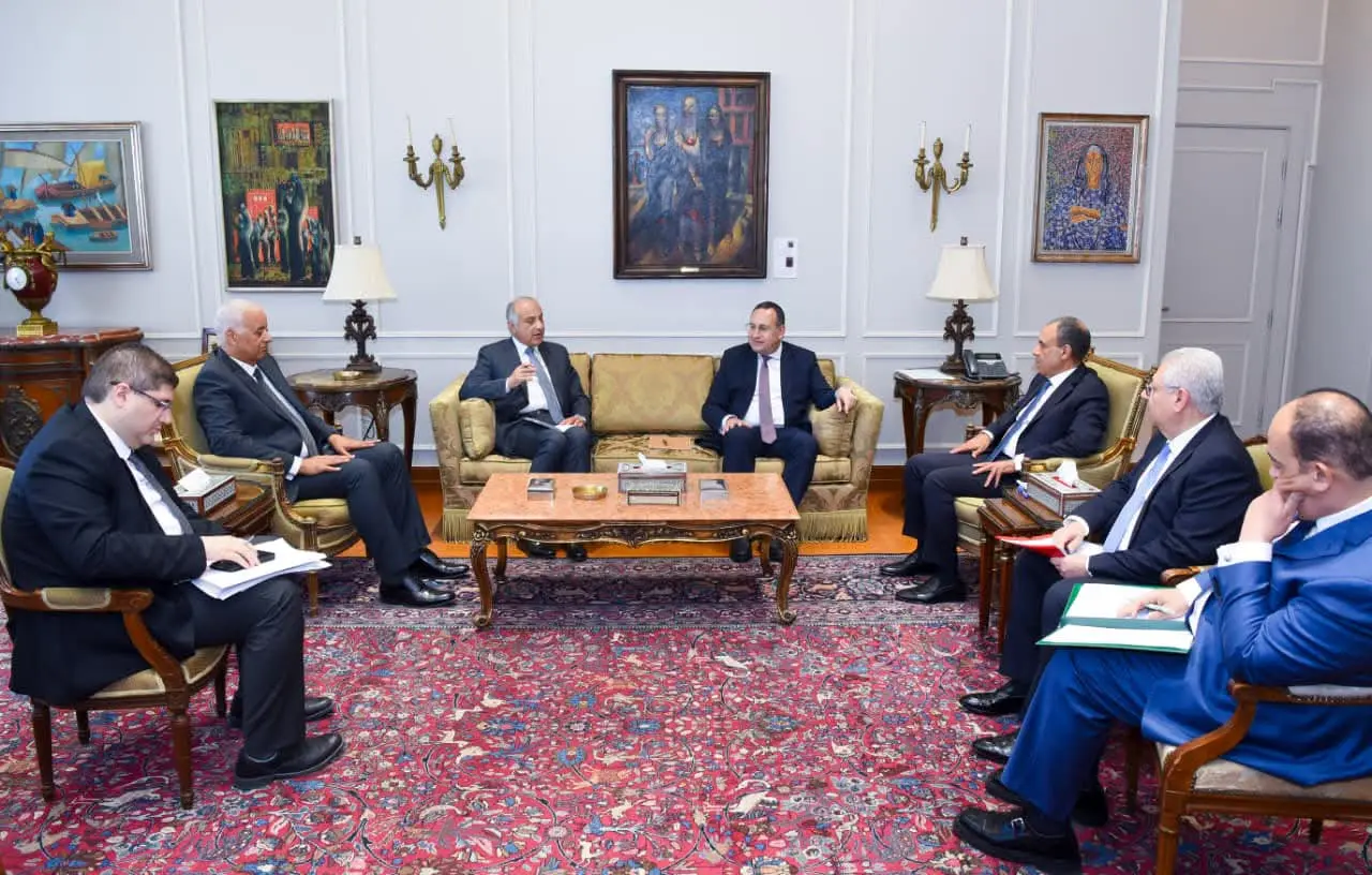 وزيرا الخارجية والتعليم العالي يبحثان تعزيز التعاون الأكاديمي ودعم الطلاب المصريين بالخارج