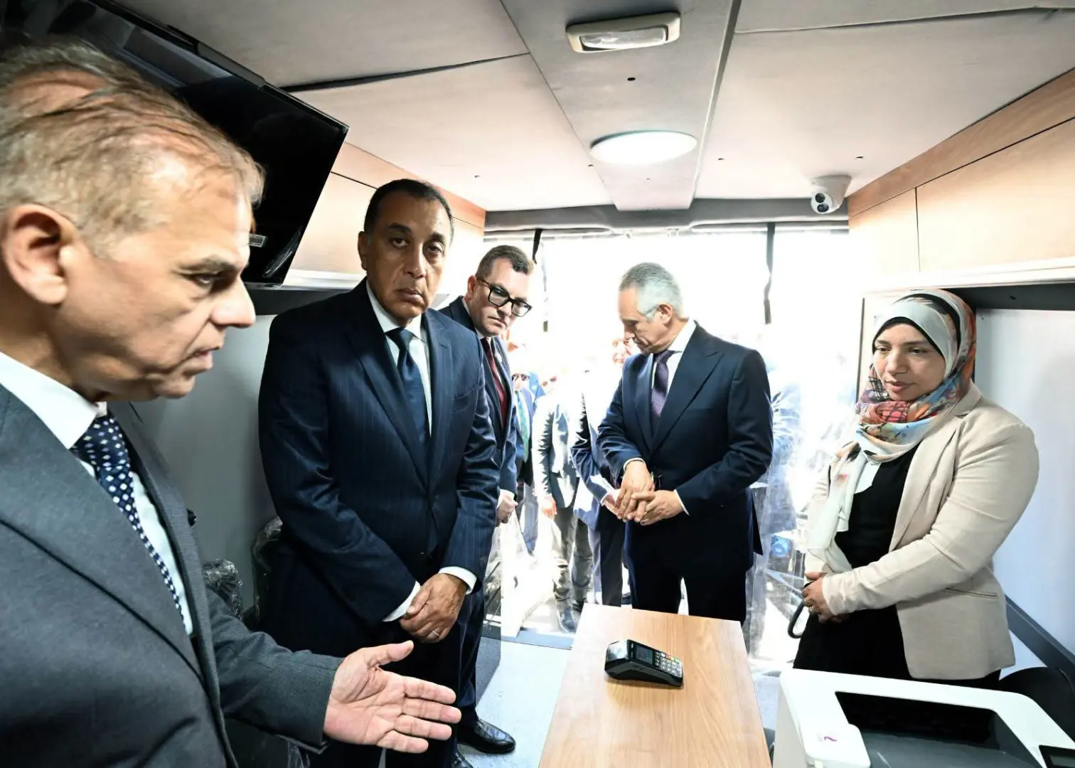 خدمات الشهر العقاري والتوثيق