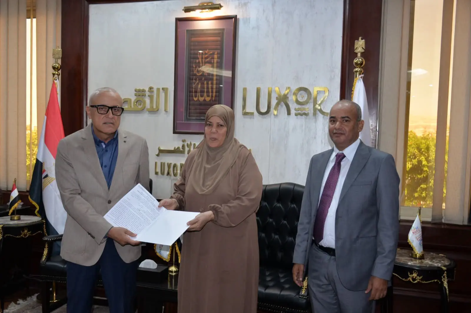 بعد انتظار 18 عامًا.. محافظ الأقصر يسلم 40 وحدة جديدة بمشروع إسكان الطود