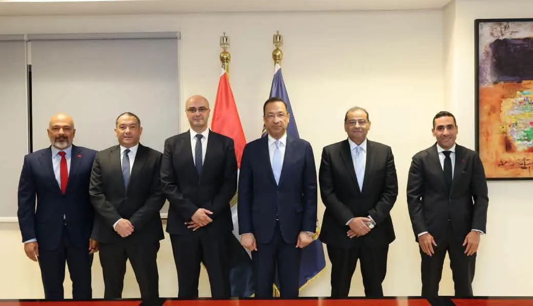 الاتصالات تطلق خدمتي "اطمن" و"اطمن على الآخر" لحماية الأطفال على الإنترنت