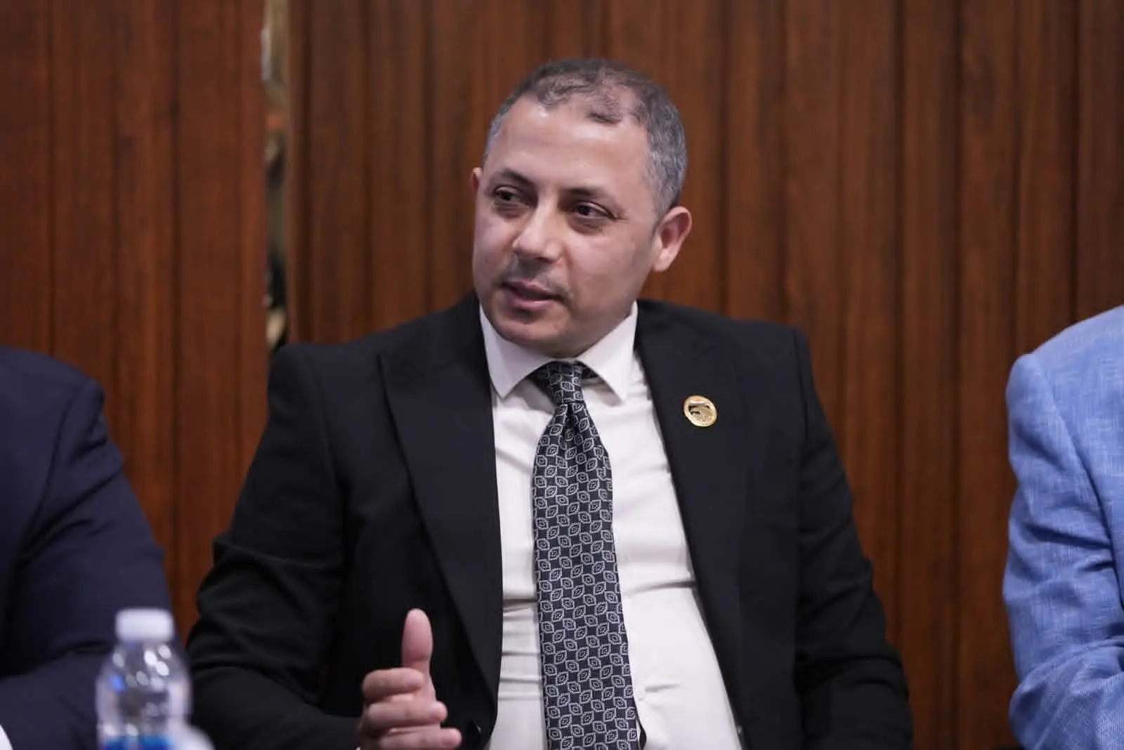 «شئون البيئة» بـ«مستقبل وطن» تبحث نشر الوعي البيئي وتعزيز العمل الميداني