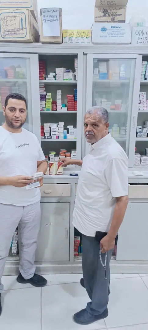 ضبط 135 مستحضرًا دوائيًا مجهول المصدر داخل صيدلية بأسيوط
