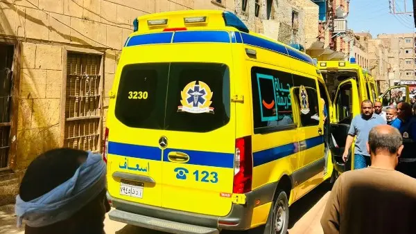 مصرع شخص وإصابة 4 آخرين في انقلاب سيارة واشتعالها بالساحل الشمالي