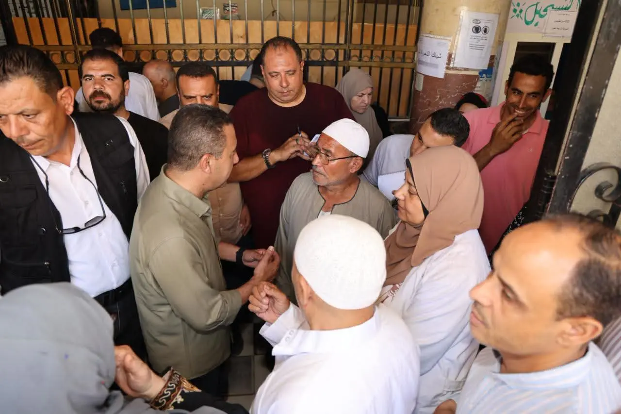 محافظ المنوفية يحيل 15 من العاملين بمستشفى تلا العام للتحقيق
