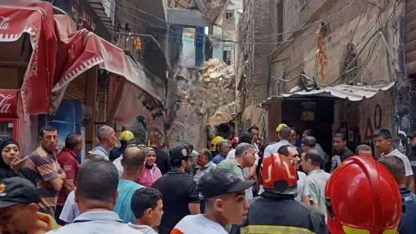 مصرع شخص إثر انهيار عقار سكني بالإسكندرية