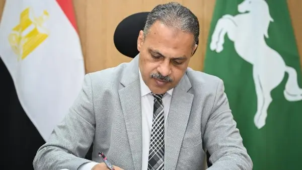 محافظ الشرقية يعتمد الحد الأدنى للقبول بالصف الأول الثانوي العام بمجموع 235 درجة