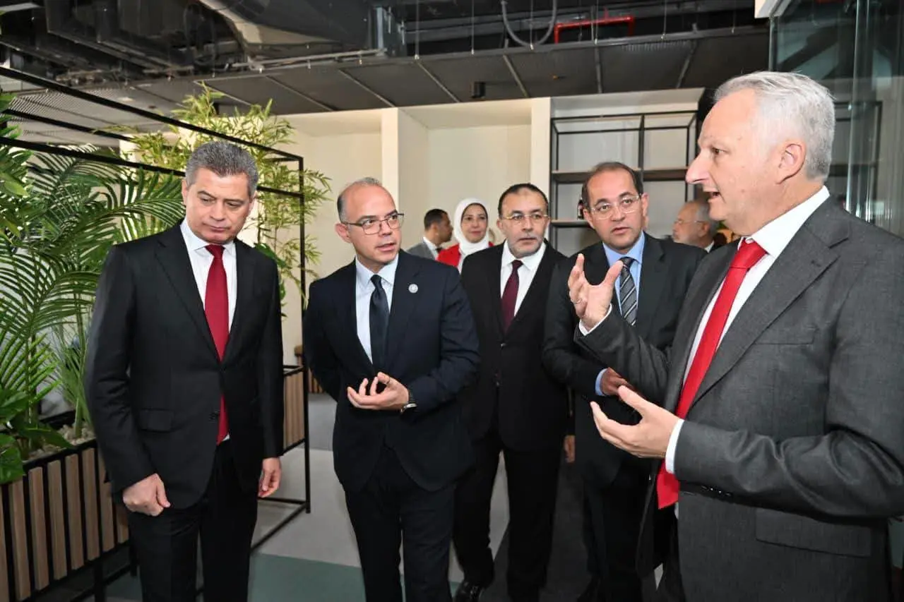 وزير الاستثمار يفتتح المركز الرقمي لشركة كوكاكولا بالقاهرة