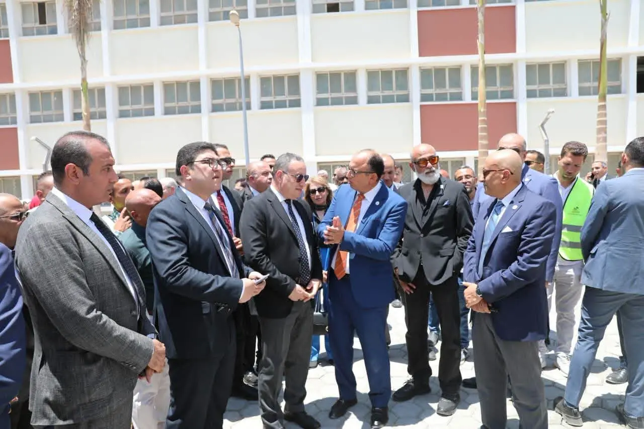 من المستشفى الذكي إلى منصة «تلاقي».. جامعة العاصمة في ثوب جديد
