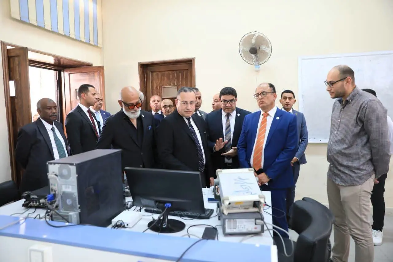 من المستشفى الذكي إلى منصة «تلاقي».. جامعة العاصمة في ثوب جديد