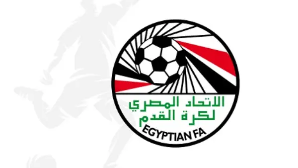 ​عقد النجم الدولي محمد صلاح، قائد المنتخب الوطني المصري، جلسة خاصة ومطولة مع زملائه اللاعبين في غرف الملابس، عقب الخسارة الدراماتيكية أمام منتخب الأرجنتين بنتيجة (3-2) في اللقاء الذي جمع بينهما ضمن منافسات دور الـ16 من بطولة كأس العالم 2026. وجاءت هذه الجلسة بهدف احتواء إحباط اللاعبين ورفع معنوياتهم بعد الخروج المشرف من العرس العالمي.