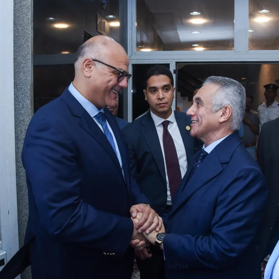 محافظ الإسكندرية و وزير العدل يفتتحان المحكمة النموذجية الصديقة للطفل وفقًا للمعايير الدولية بمحكمة شرق الإسكندرية الابت - 1000734921