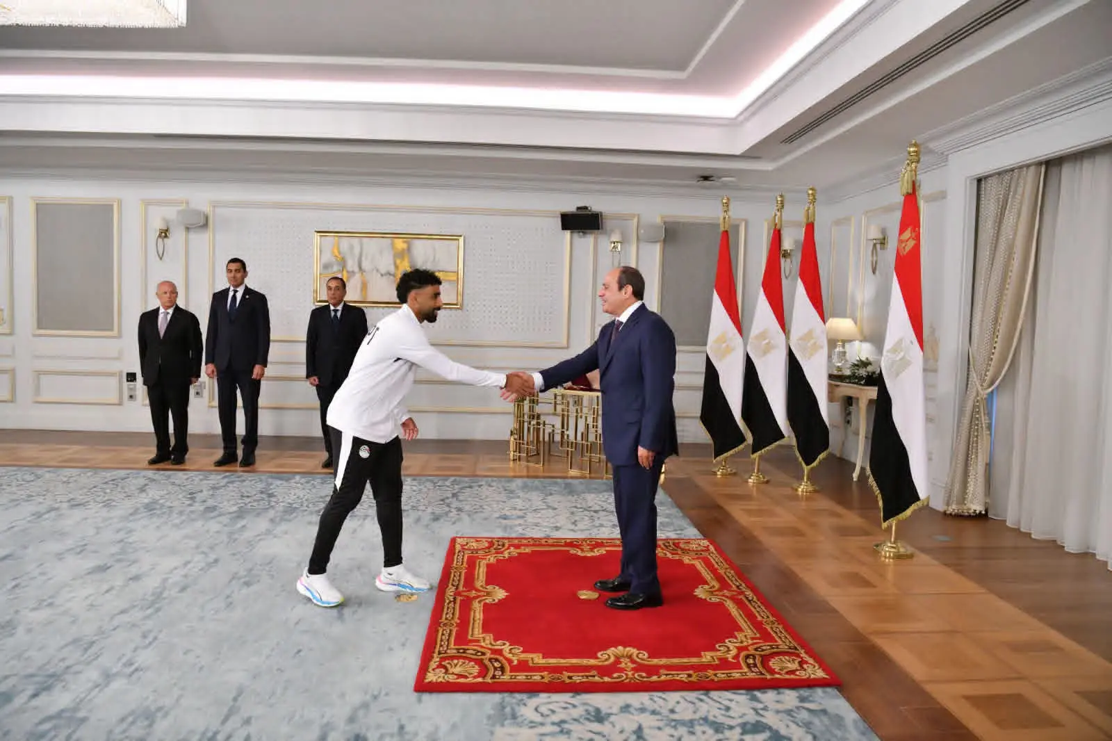 نجوى الألفي: تكريم الرئيس للمنتخب يؤسس لمرحلة جديدة في الرياضة المصرية - 1000735547
