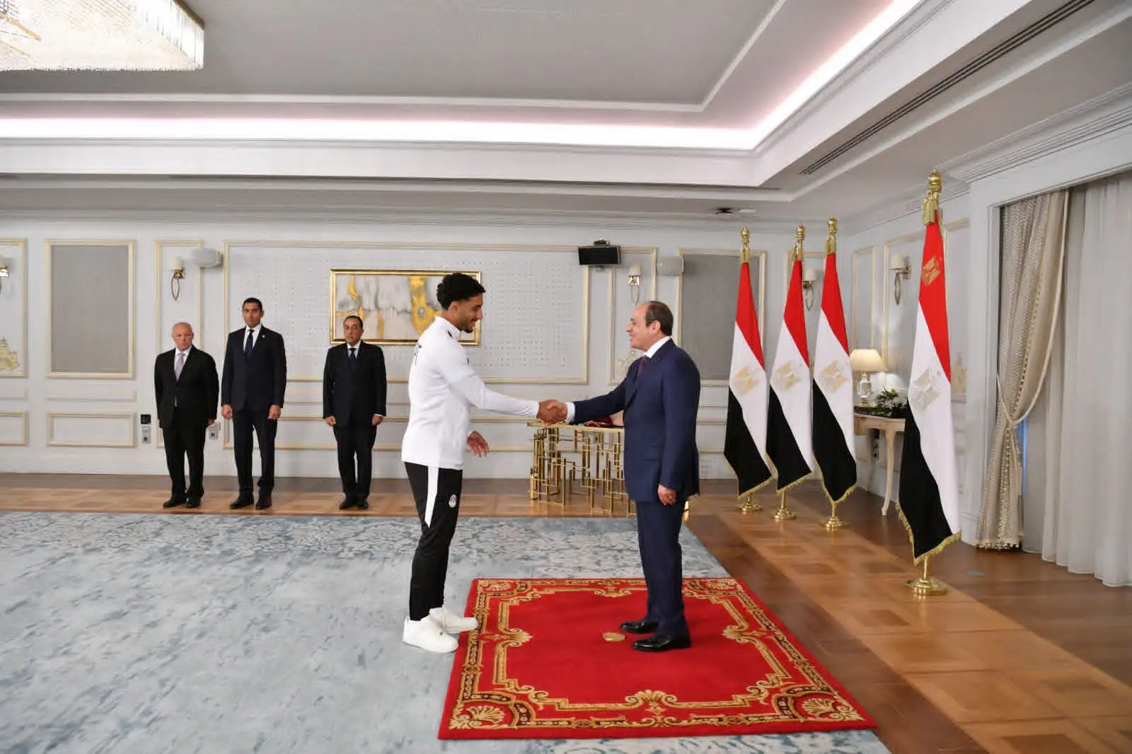 نجوى الألفي: تكريم الرئيس للمنتخب يؤسس لمرحلة جديدة في الرياضة المصرية - 1000735551
