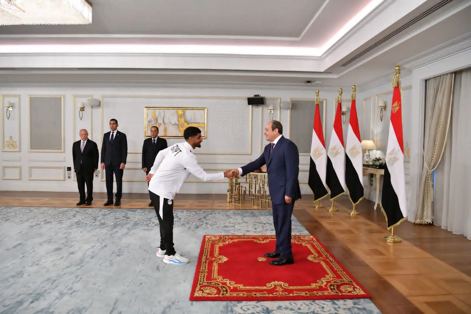 نجوى الألفي: تكريم الرئيس للمنتخب يؤسس لمرحلة جديدة في الرياضة المصرية - 1000735552