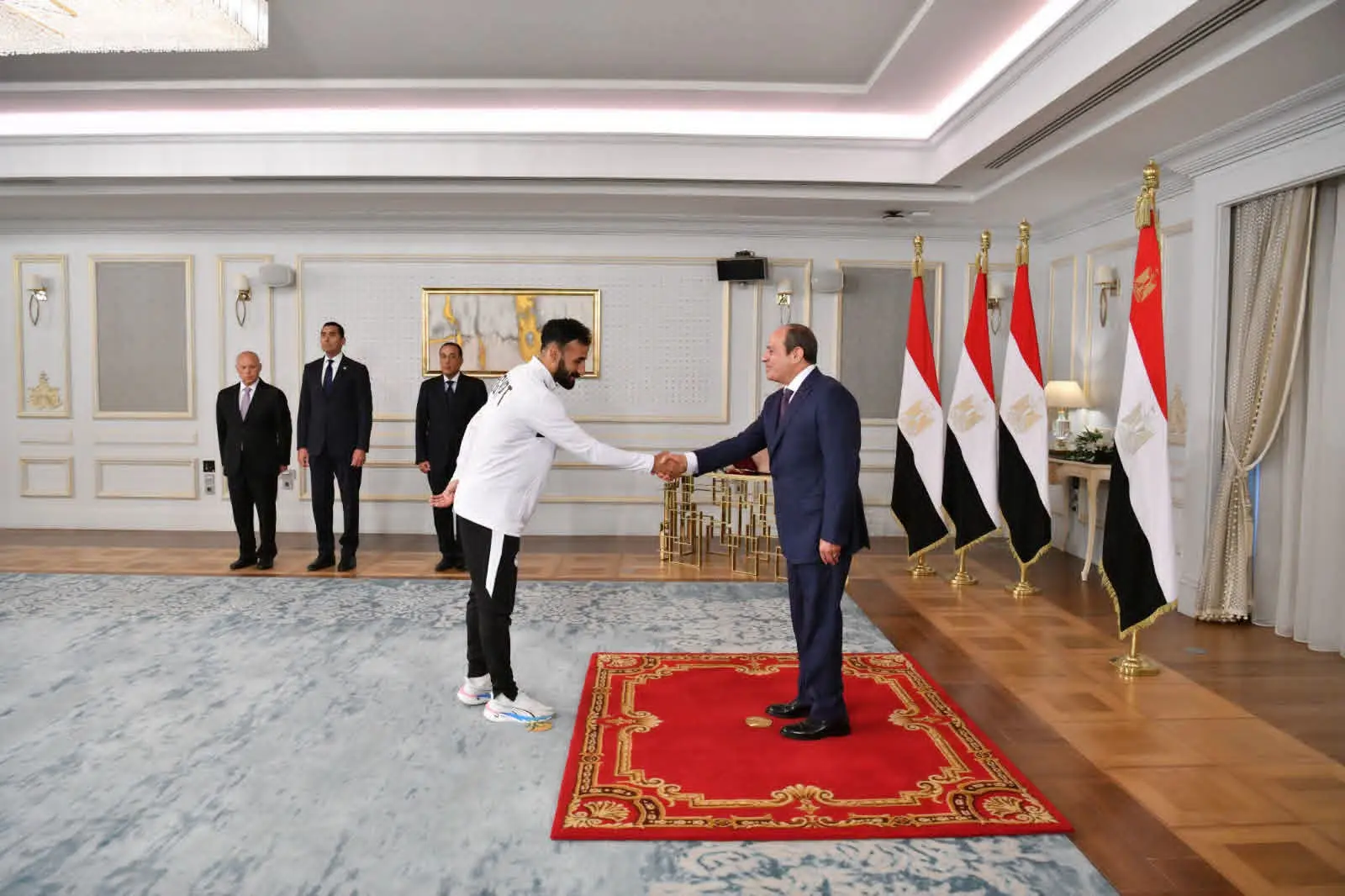 نجوى الألفي: تكريم الرئيس للمنتخب يؤسس لمرحلة جديدة في الرياضة المصرية - 1000735553
