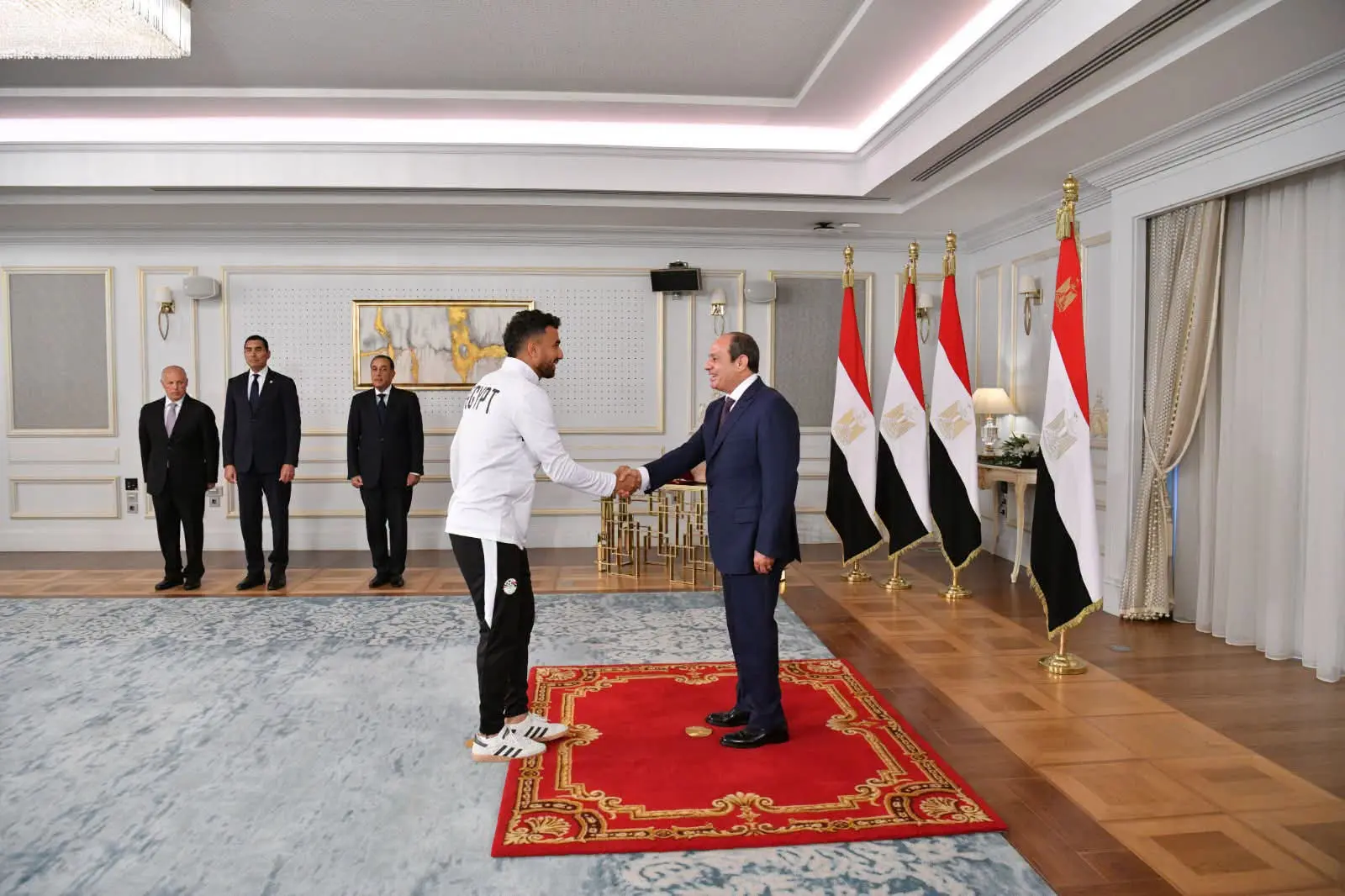 نجوى الألفي: تكريم الرئيس للمنتخب يؤسس لمرحلة جديدة في الرياضة المصرية - 1000735563