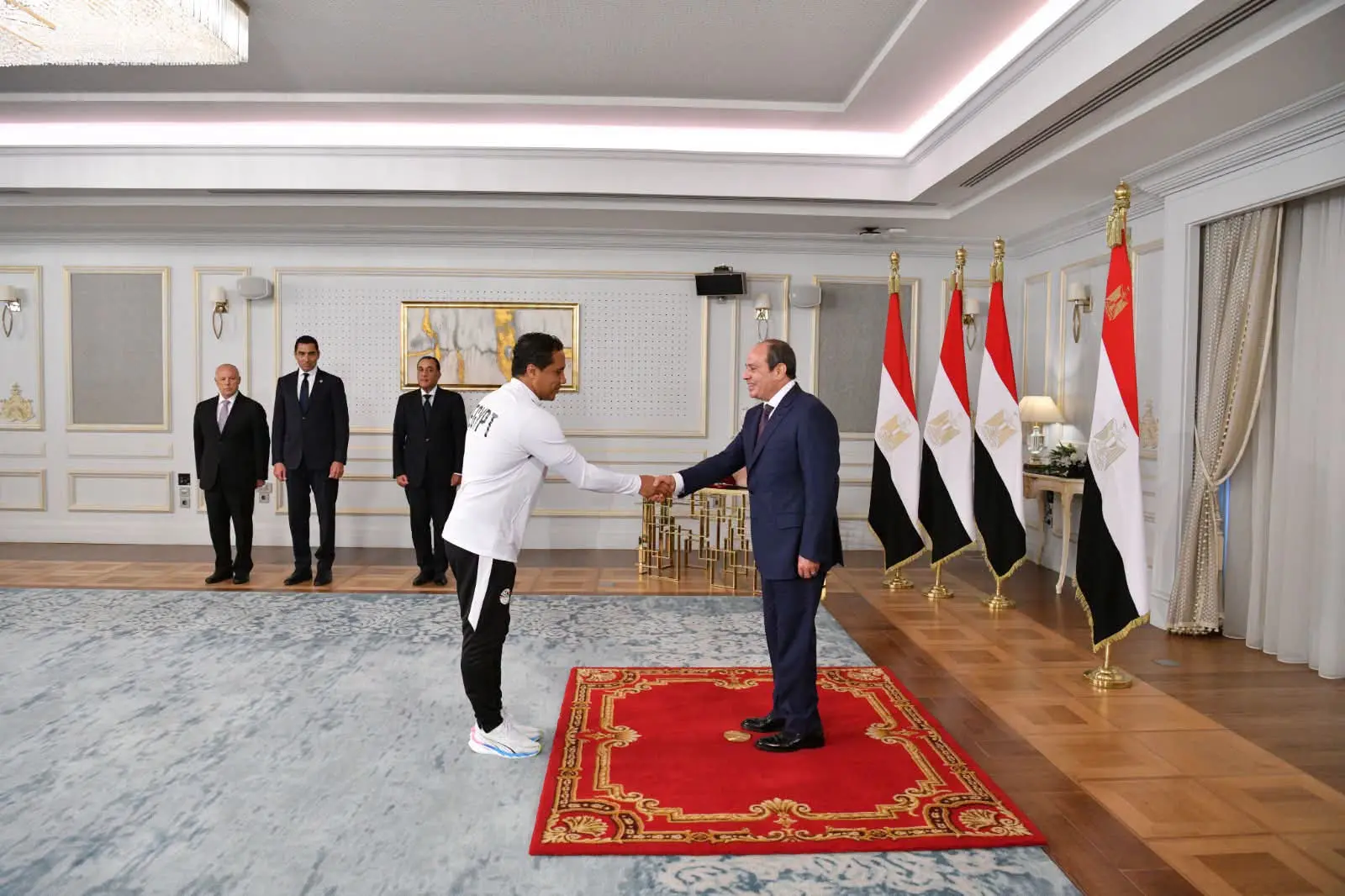 نجوى الألفي: تكريم الرئيس للمنتخب يؤسس لمرحلة جديدة في الرياضة المصرية - 1000735575