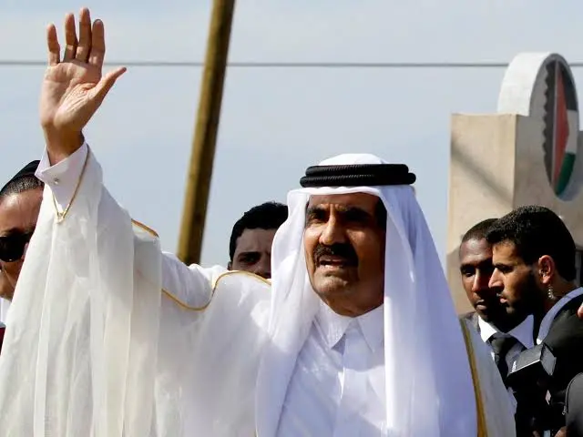 الشيخ حمد بن خليفة آل ثاني.. باني نهضة قطر الحديثة