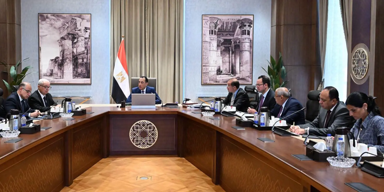 مدبولي يتابع خطة تخارج الدولة من الشركات الحكومية