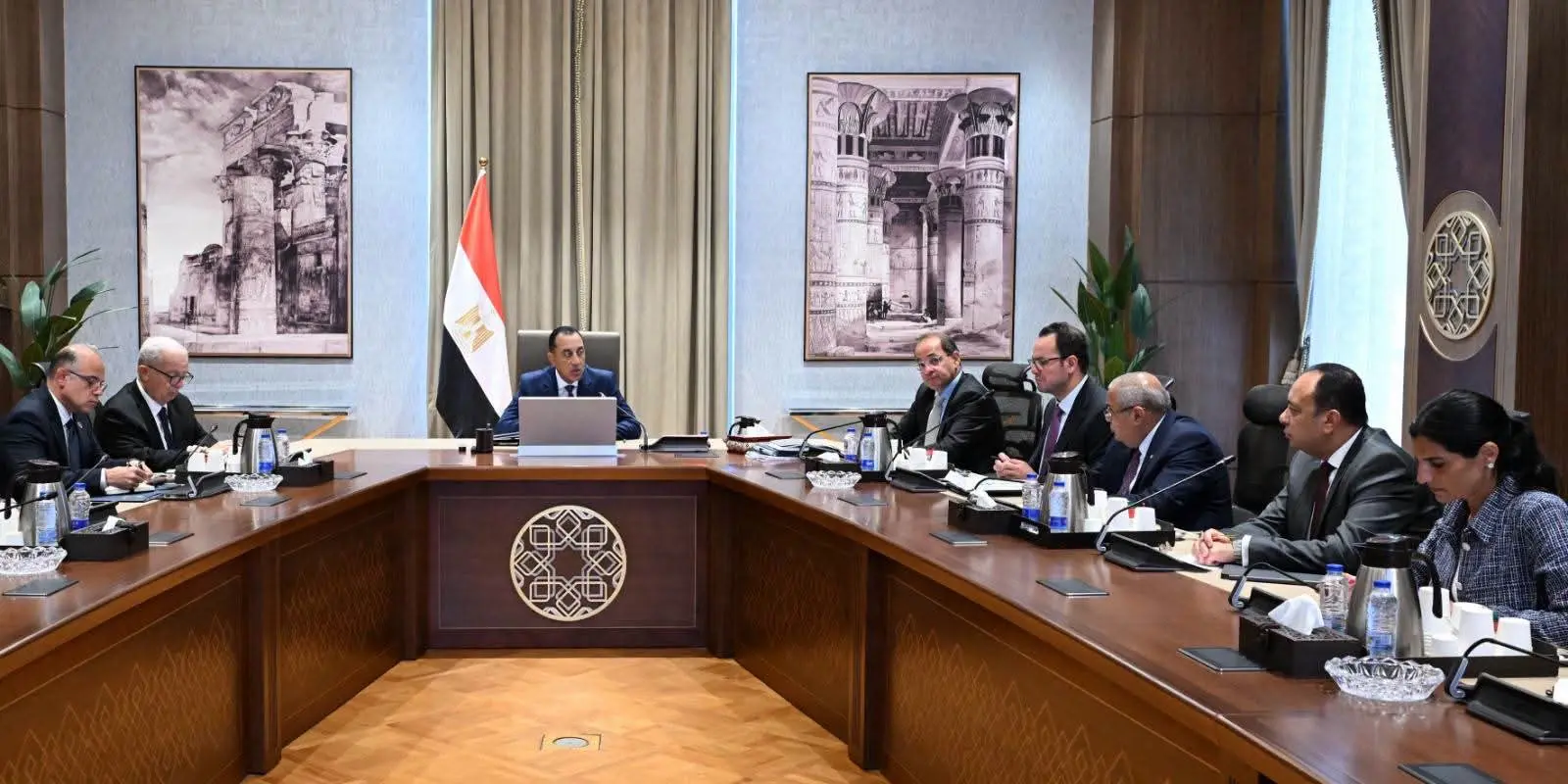 مدبولي يتابع خطة تخارج الدولة من الشركات الحكومية