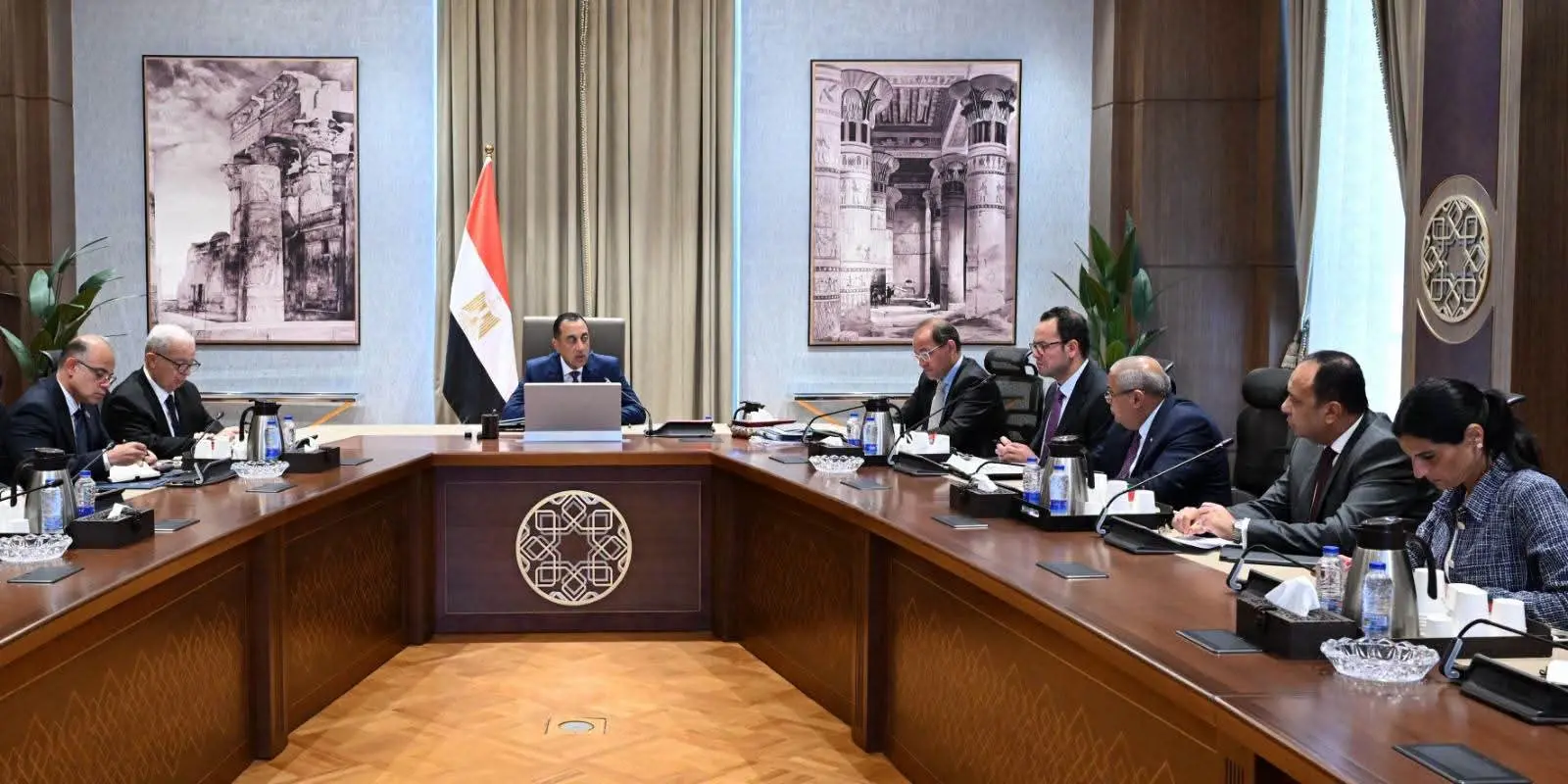 مدبولي يتابع خطة تخارج الدولة من الشركات الحكومية