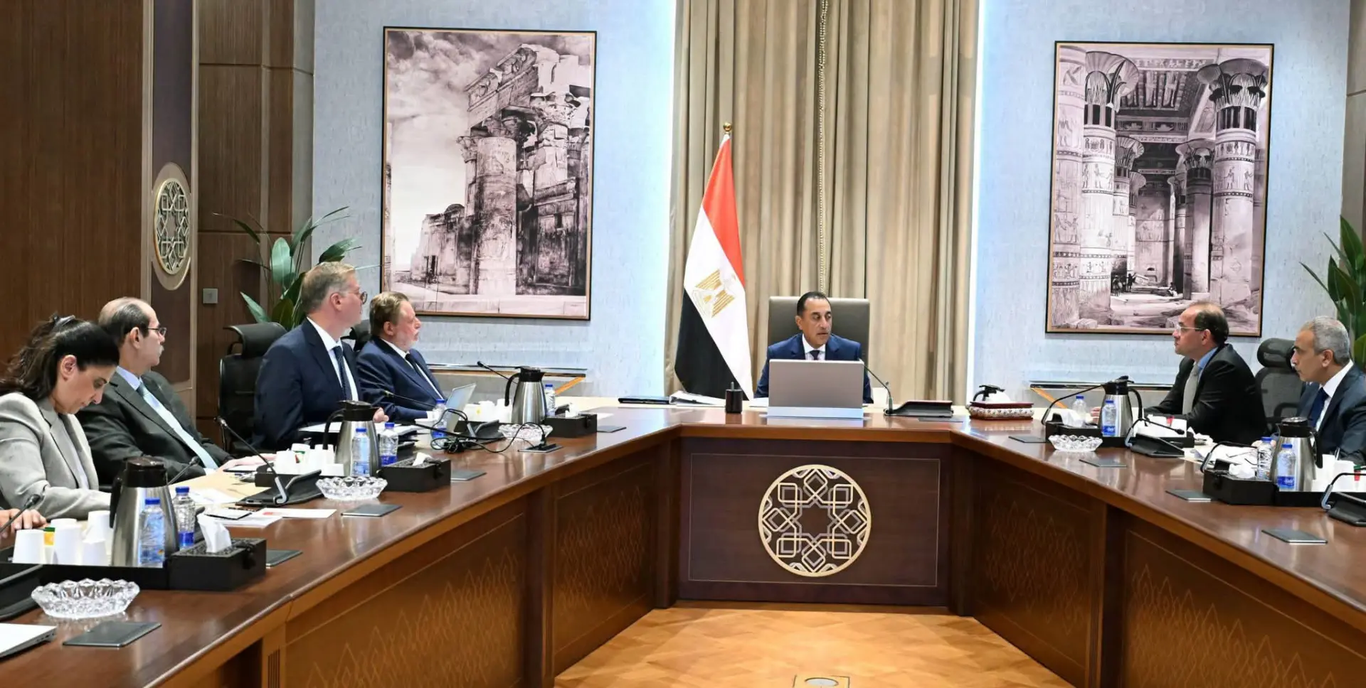 مدبولي يتابع خطة تعزيز المخزون الاستراتيجي من المنتجات البترولية