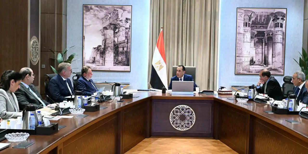 مدبولي يتابع خطة تعزيز المخزون الاستراتيجي من المنتجات البترولية