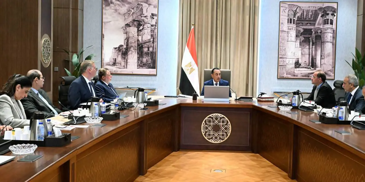 مدبولي يتابع خطة تعزيز المخزون الاستراتيجي من المنتجات البترولية
