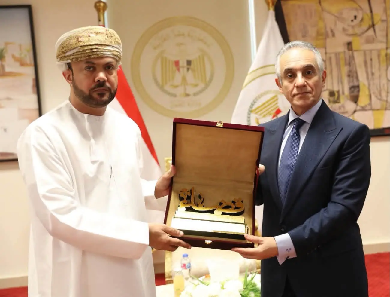 وزير العدل يبحث مع وفد قضائي عُماني تعزيز التعاون وتبادل الخبرات القضائية