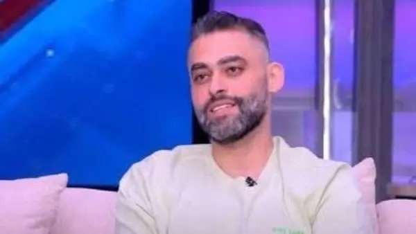 توفي الفنان أحمد جلال عبد القوي، منذ قليل، بعد فترة من معاناته مع مرض السرطان، وذلك عقب إعلانه مؤخرًا إصابته بالمرض