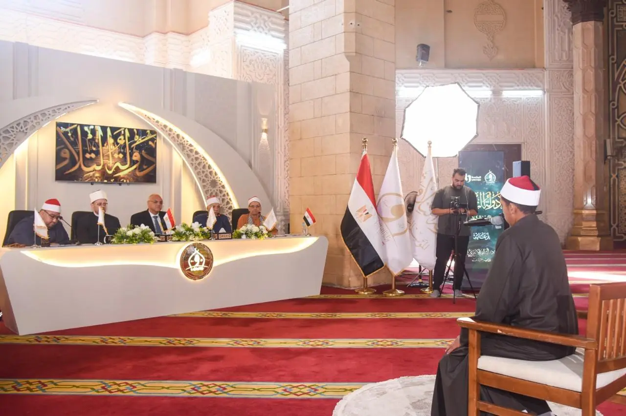 شهد المهندس أيمن عطية محافظ الإسكندرية، اليوم، انطلاق فعاليات الموسم الثاني من مسابقة "دولة التلاوة"، تحت رعاية الأستاذ الدكتور/ أسامة الأزهري وزير الأوقاف، بالتعاون مع الشركة المتحدة للخدمات الإعلامية