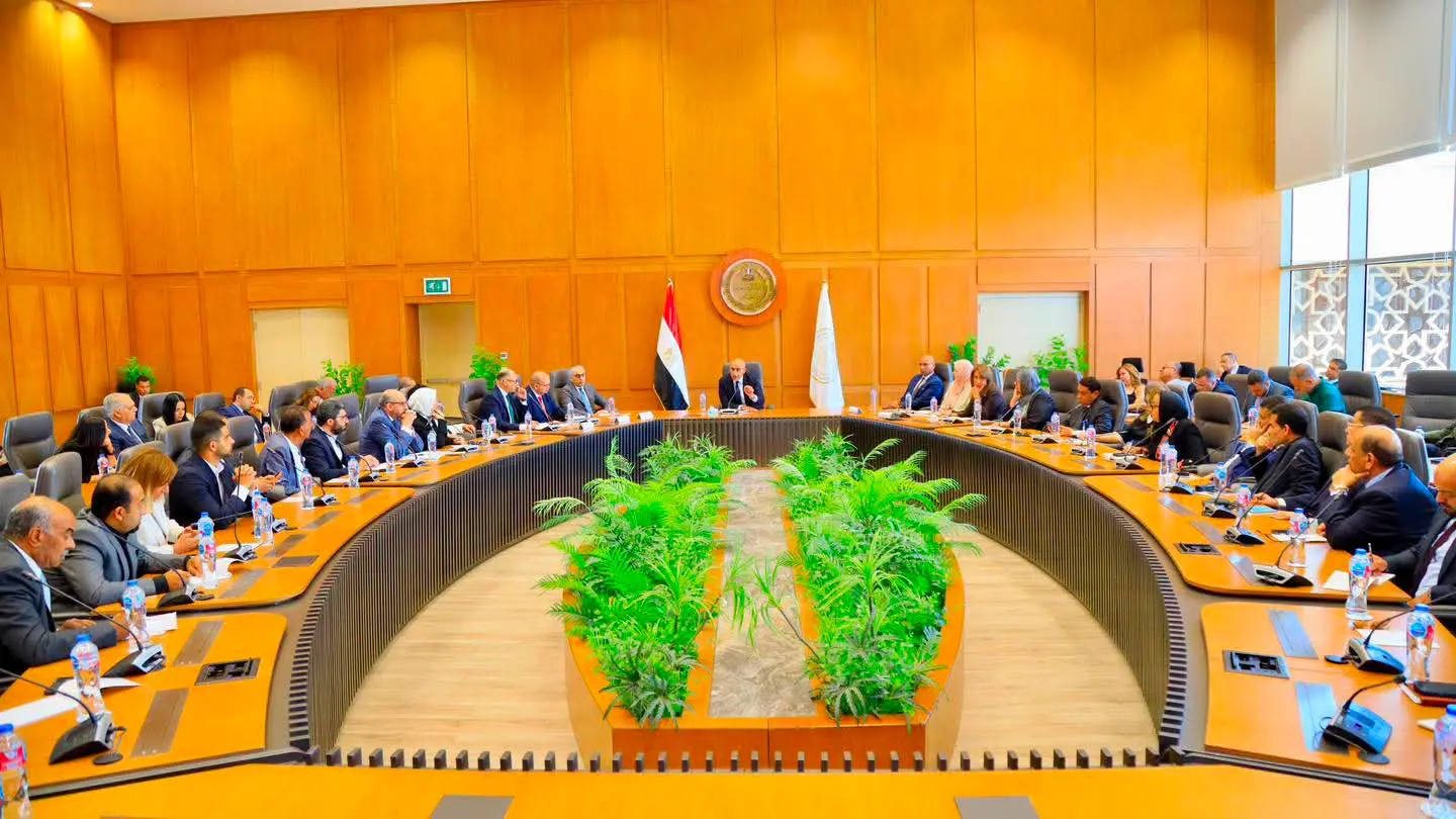 قرارات جديدة للمدارس الدولية.. إعلان المصروفات وحظر "الهوم سكولينج"