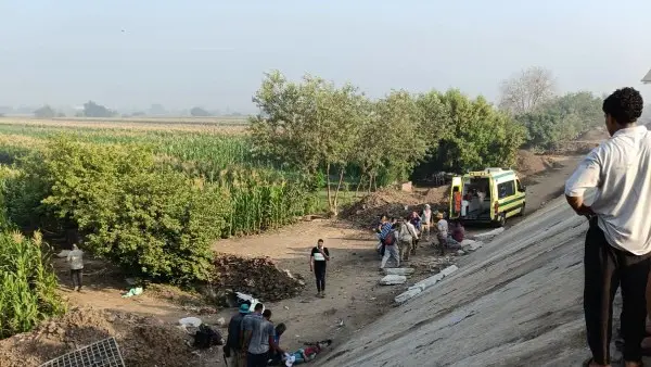 ارتفع عدد ضحايا حادث التصادم المروع الذي وقع على الطريق الحر «بنها - شبرا» إلى 4 وفيات، بعد وفاة اثنين من المصابين متأثرين بإصابتهما داخل مستشفى قليوب التخصصي، رغم محاولات الفرق الطبية لإنقاذهما.
