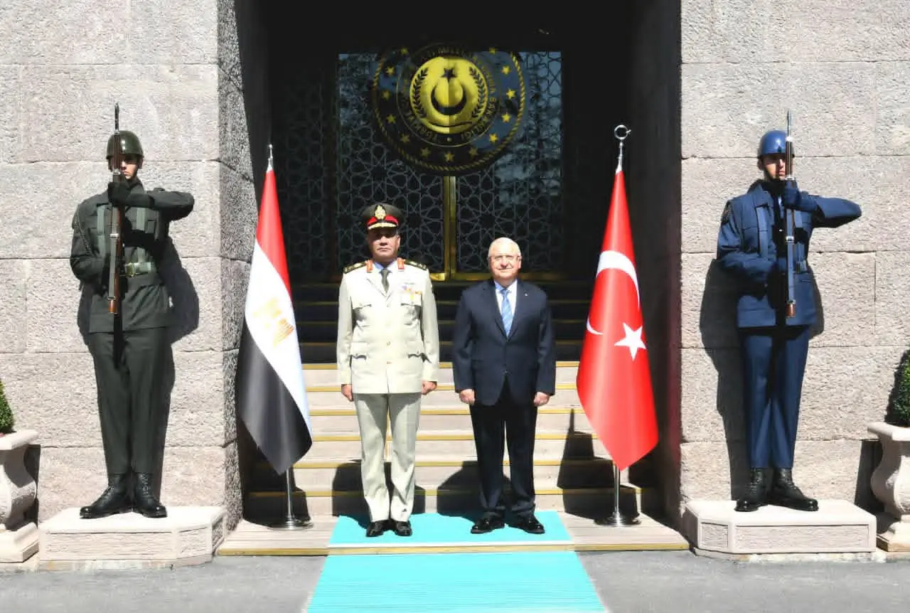 زيارة رسمية لوزير الدفاع إلى تركيا