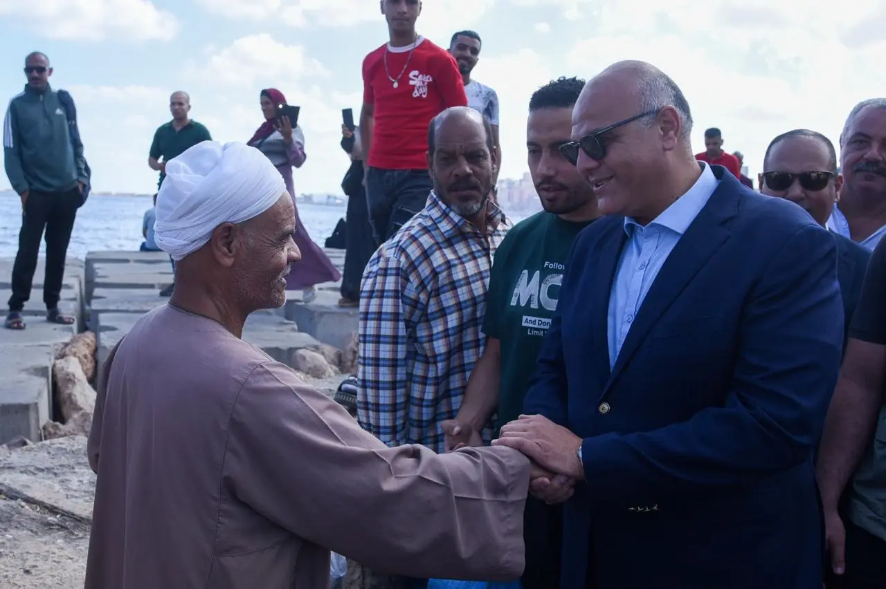 محافظ الإسكندرية يُطلق فعاليات العيد القومي الـ74 للمحافظة ويشهد الموسيقى العسكرية وعروضا مبهرة للدراجات البخارية - 1000747364