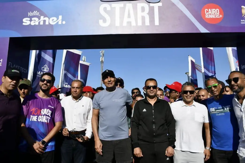 1000 متسابق من 30 جنسية يشاركون في سباق "10K Race the Coast" بالساحل الشمالي