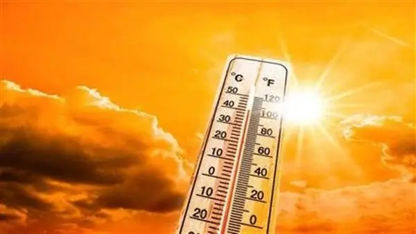 تنتهي الهدنة المناخية المؤقتة التي شهدتها البلاد خلال الأيام الأخيرة مع نهاية اليوم الإثنين 27 يوليو 2026؛ لتتهيأ مصر لمواجهة موجة حارة جديدة تبدأ اعتباراً من غد الثلاثاء وتستمر حتى مطلع أغسطس المقبل.