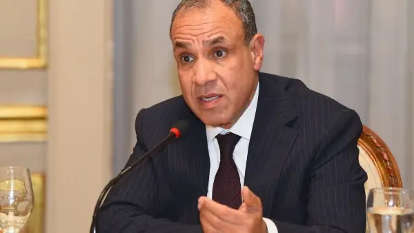 وزير الخارجية يؤكد لنظيره السوداني موقف مصر الداعم لوحدة السودان
