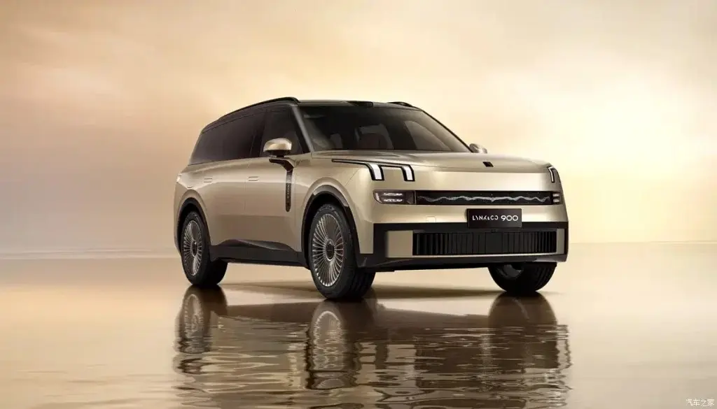 لينك آند كو 900 موديل 2026: SUV عائلية فاخرة بقوة تصل إلى 845 حصاناً