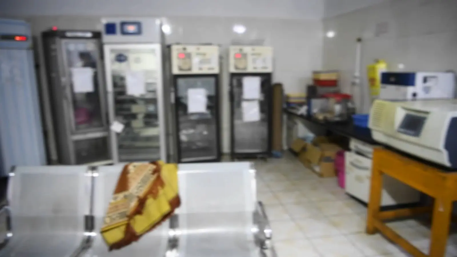 إقالة مدير مستشفى قنا العام وإجراءات حاسمة بعد جولة مفاجئة للمحافظ - 1000753882