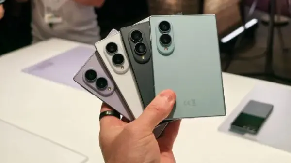 إقبال قياسي غير مسبوق على طلبات الحجز المسبق لهواتف «Galaxy Z Fold 8» من سامسونج