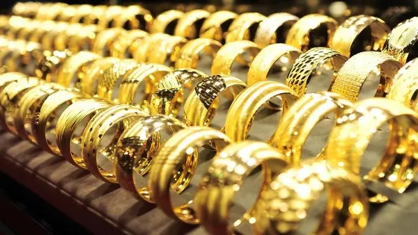 أسعار الذهب اليوم في مصر.. استقرار عيار 21 وسعر الأوقية عالميًا